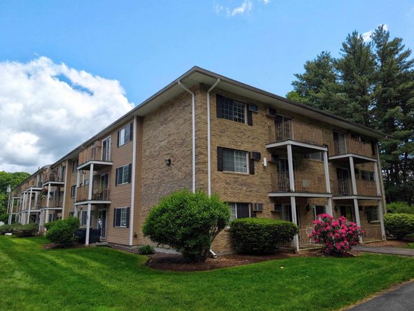 379 Huse Road, Unit 29, Manchester, NH 03103