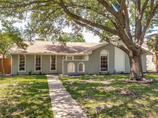1818 Trowbridge Street , Garland, TX 75044