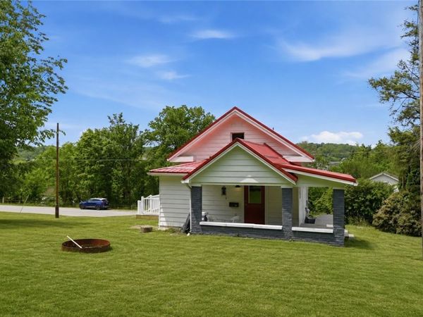 28 Bredin Ave , Lyndora, PA 16045
