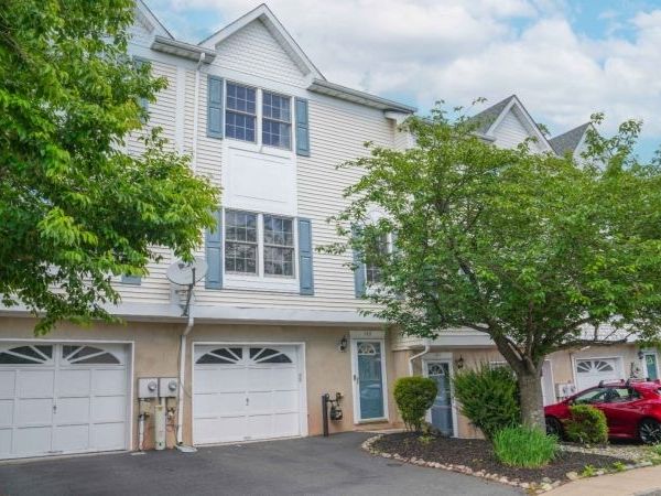 103 George Wilson Blvd, Flemington, NJ 08822