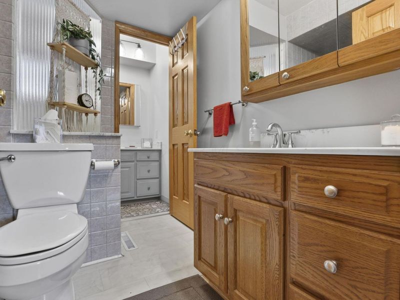 2587 Dartmoor Road , Grove City, OH 43123 Photo 16