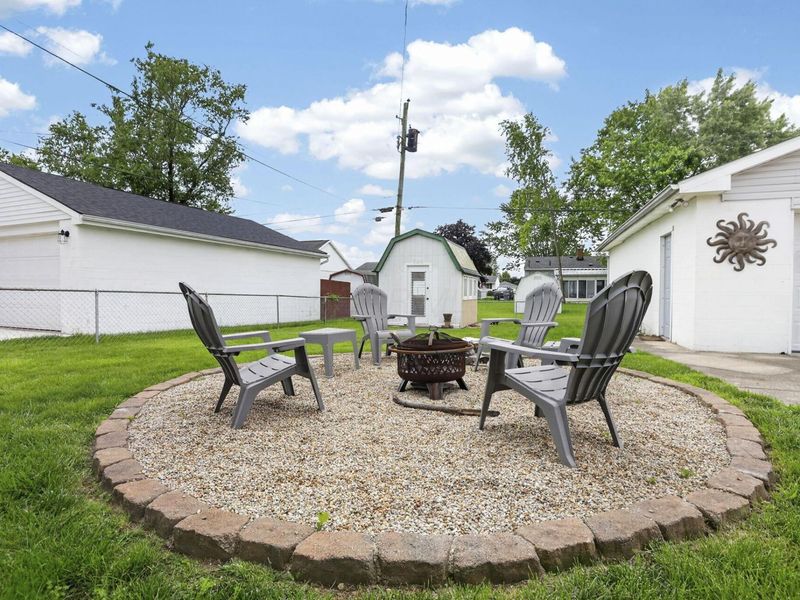 2587 Dartmoor Road , Grove City, OH 43123 Photo 37
