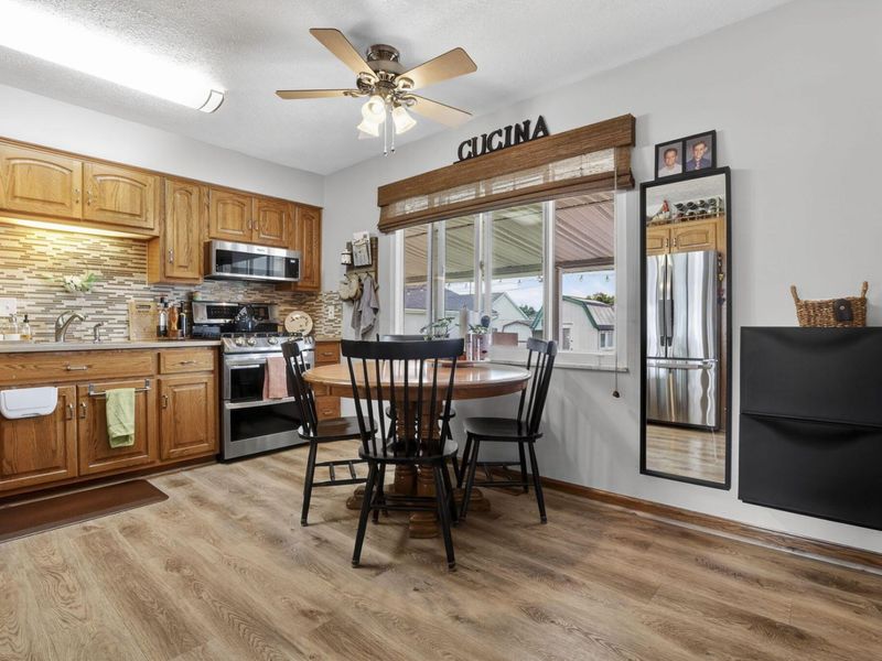 2587 Dartmoor Road , Grove City, OH 43123 Photo 8