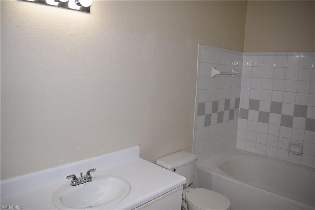 11520 Villa Grand , Unit 1022, Fort Myers, FL 33913 Photo