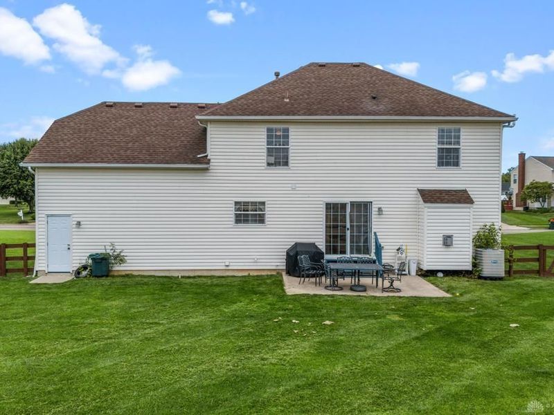 1834 Highlander Drive, Xenia, OH 45385 Photo 5