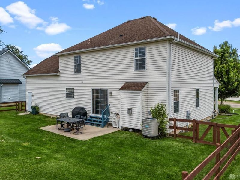 1834 Highlander Drive, Xenia, OH 45385 Photo 6