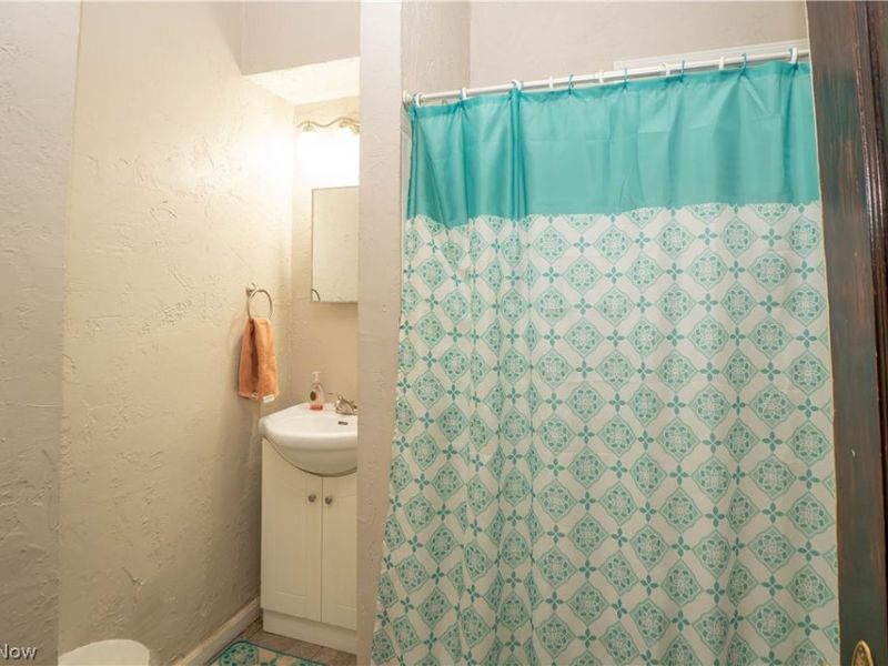 1302 Fulton Road NW, Canton, OH 44703 Photo 15