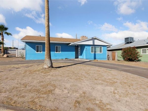 2 Arizona Way , Henderson, NV 89015