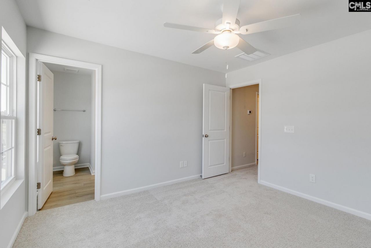 3058 Harborview Drive  Photo 17