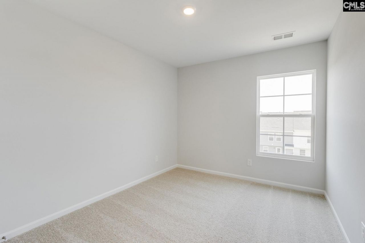 3058 Harborview Drive  Photo 23