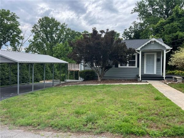 146 Westwood Lane , Elkin, NC 28621