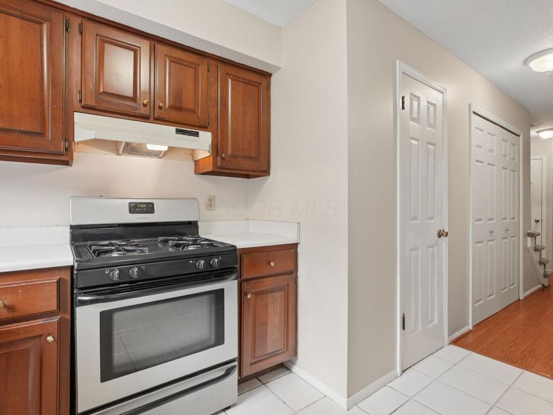 4753 Middletowne Street, Unit -4753E, Columbus, OH 43214 Photo 12