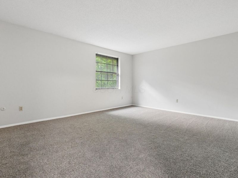 4753 Middletowne Street, Unit -4753E, Columbus, OH 43214 Photo 17