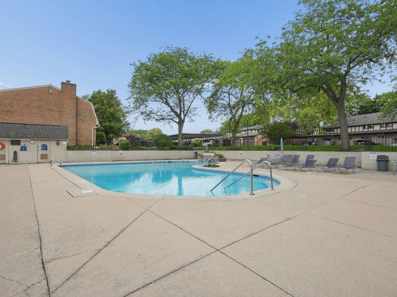 4753 Middletowne Street, Unit -4753E, Columbus, OH 43214 Photo 25
