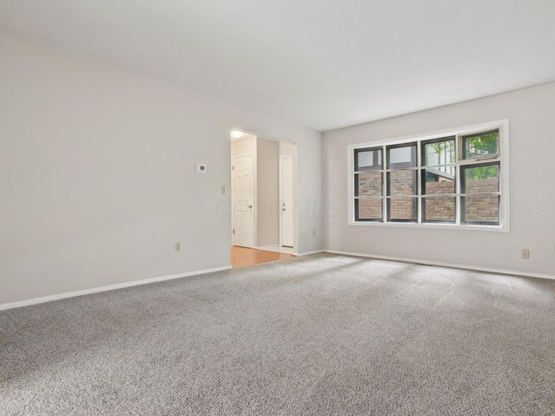 4753 Middletowne Street, Unit -4753E, Columbus, OH 43214 Photo 6