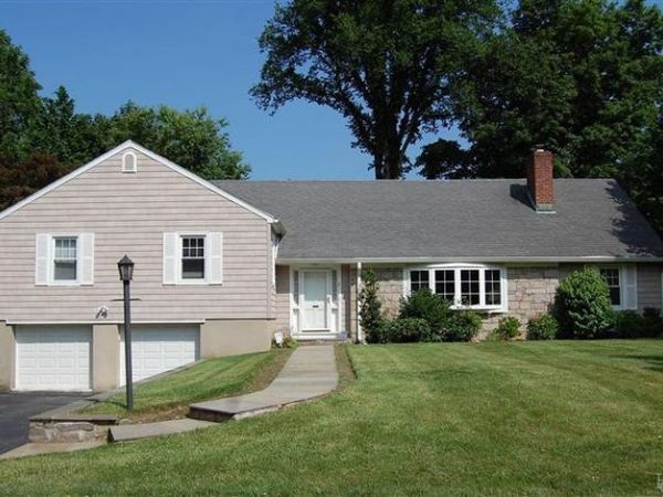6 Oakstwain Road , Scarsdale, NY 10583