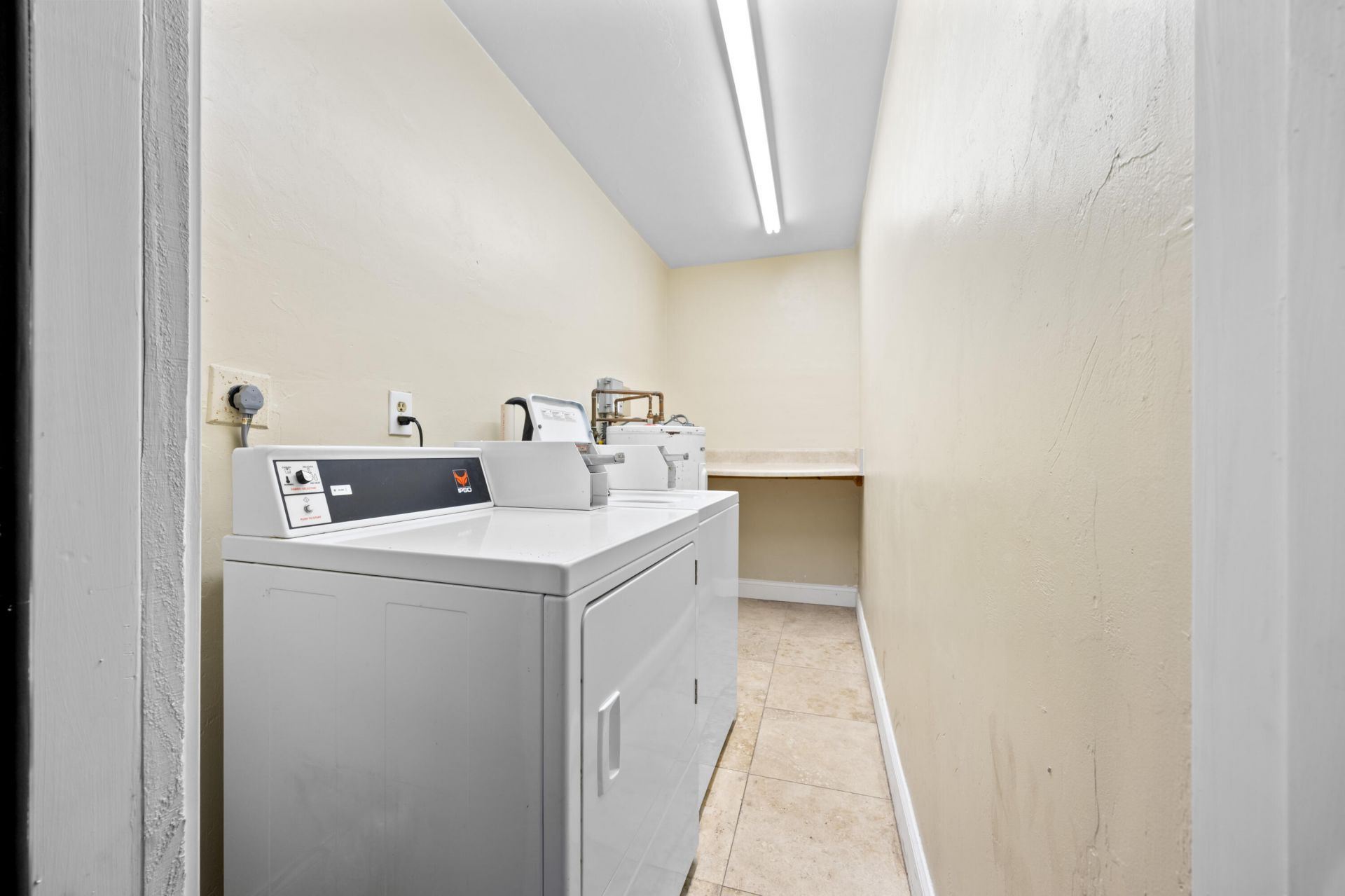 412 SE 16th Street, Unit 3, Fort Lauderdale, FL 33316 Photo