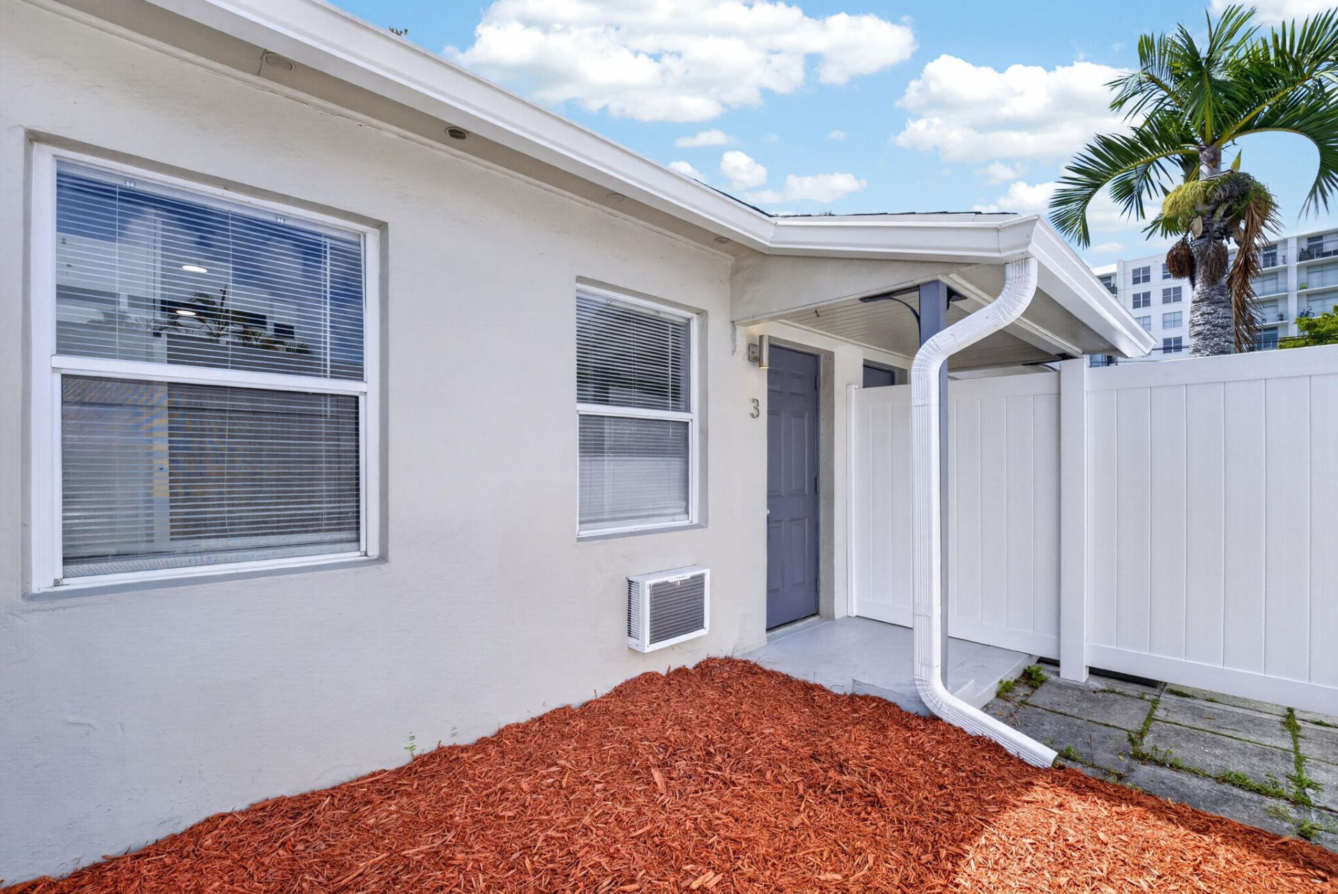 412 SE 16th Street, Unit 3, Fort Lauderdale, FL 33316 Photo