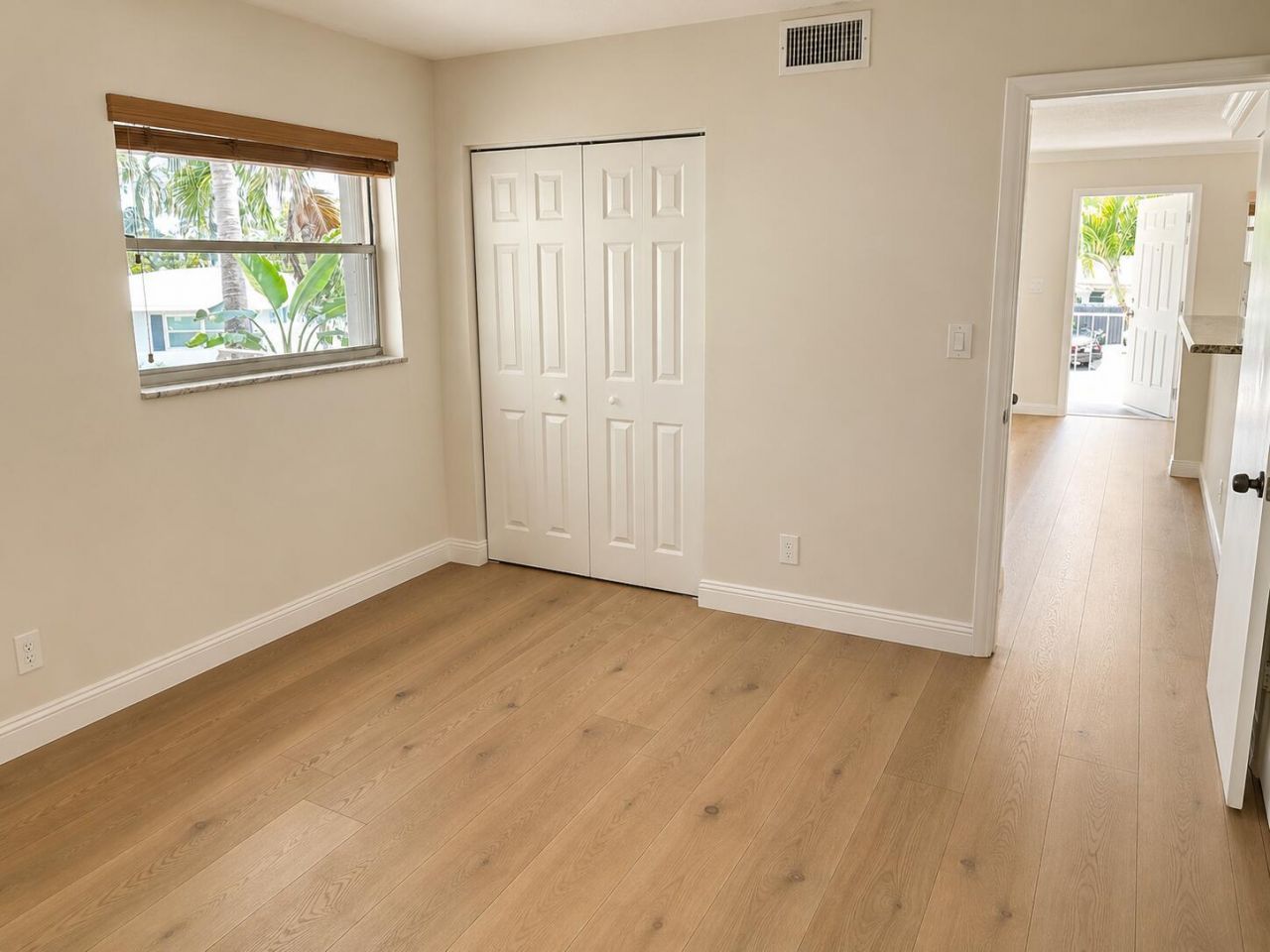 1125 NE 16th Place, Unit 205, Fort Lauderdale, FL 33305 Photo