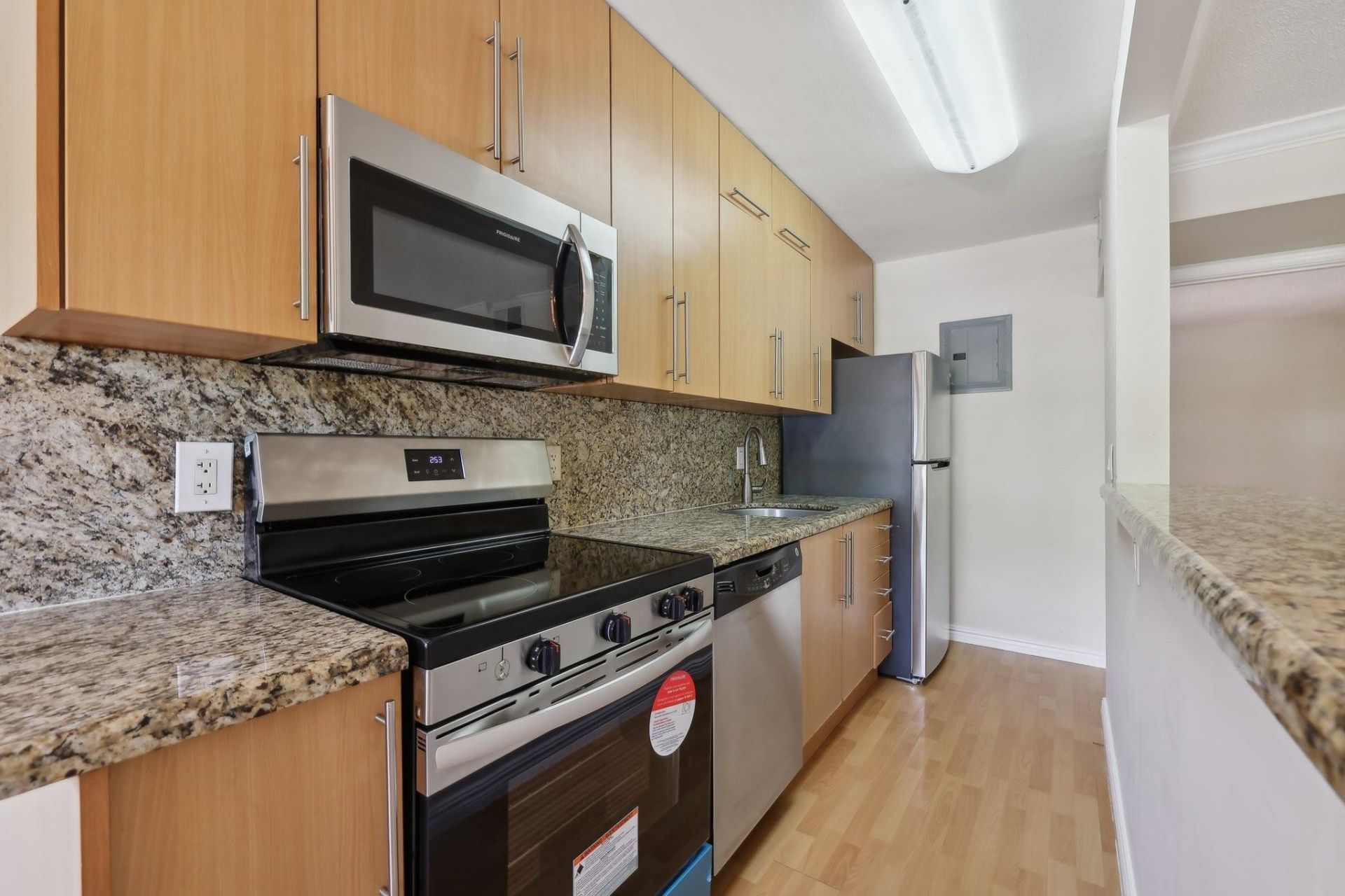 1125 NE 16th Place, Unit 205, Fort Lauderdale, FL 33305 Photo