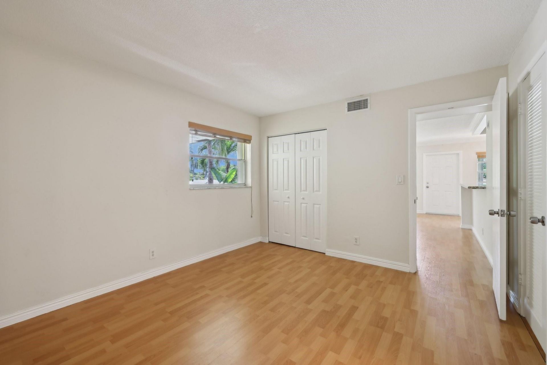 1125 NE 16th Place, Unit 205, Fort Lauderdale, FL 33305 Photo