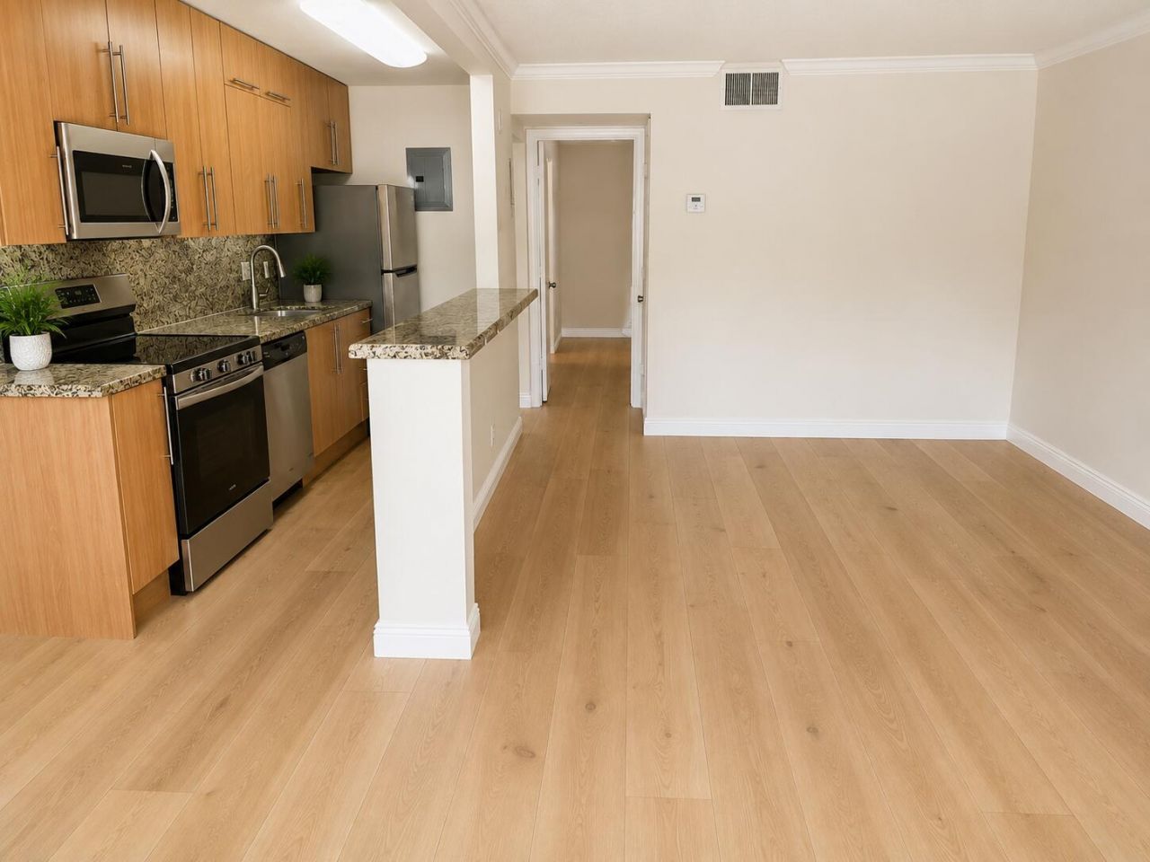 1125 NE 16th Place, Unit 205, Fort Lauderdale, FL 33305 Photo
