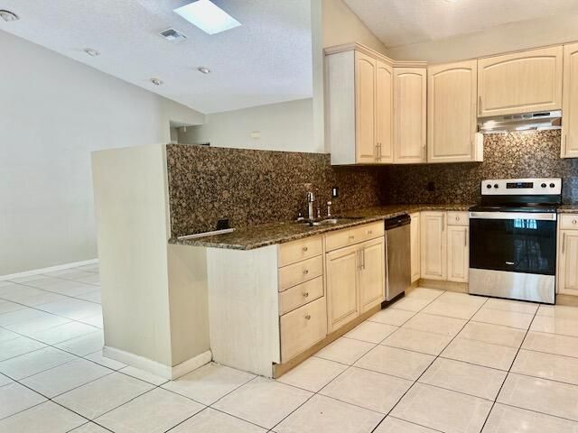 501 NW 107th Terrace, Coral Springs, FL 33071 Photo