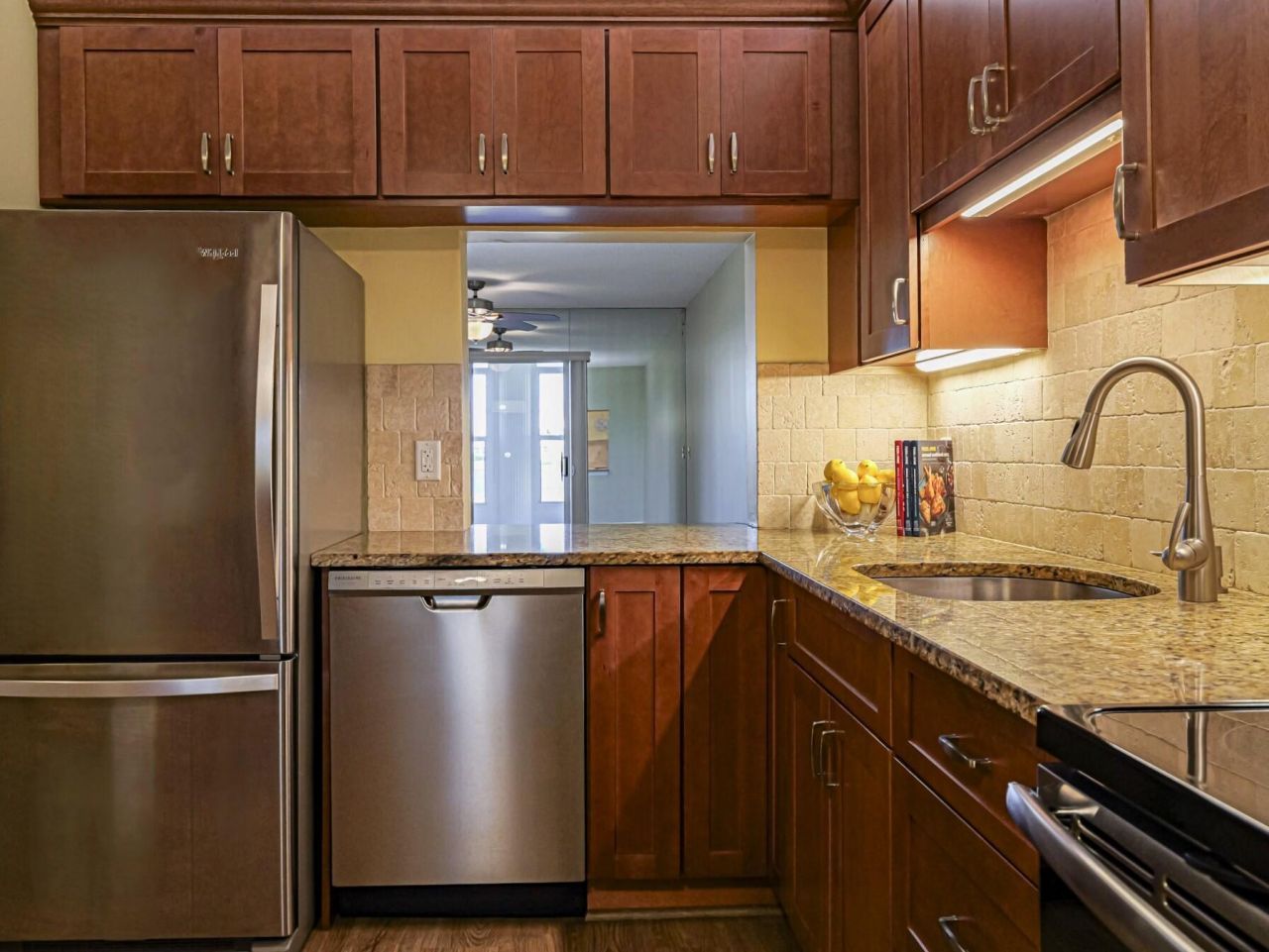 464 Grove Isle Circle, Unit 464, Vero Beach, FL 32962 Photo