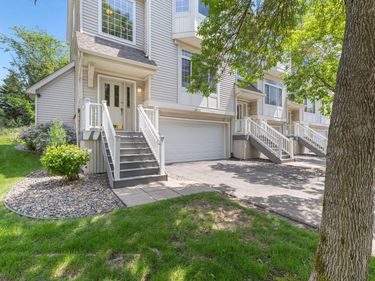 8828 Brunell Way, Inver Grove Heights, MN 55076