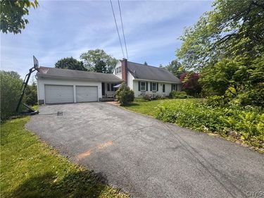 35 Battery Terrace, Baldwinsville, NY 13027