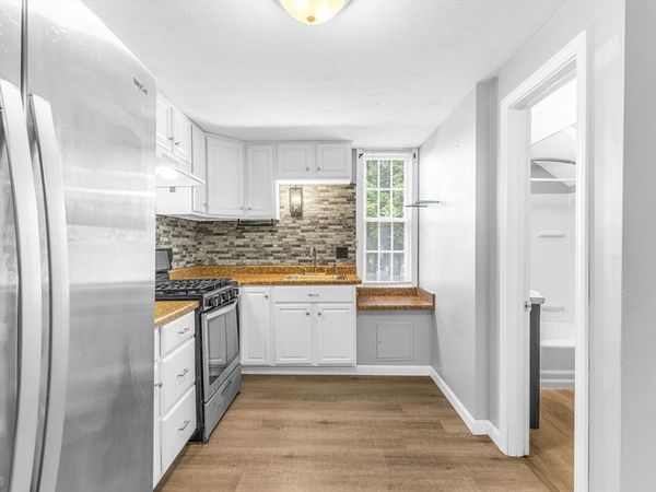 808 Walnut St, Unit 2, Fall River, MA 02720