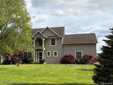 9731 Fountain Lane, Handy Twp, MI 48836