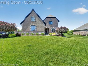2212 Heidi Drive, Addison Twp, MI 48370
