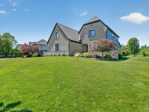 2212 Heidi Drive, Addison Twp, MI 48370