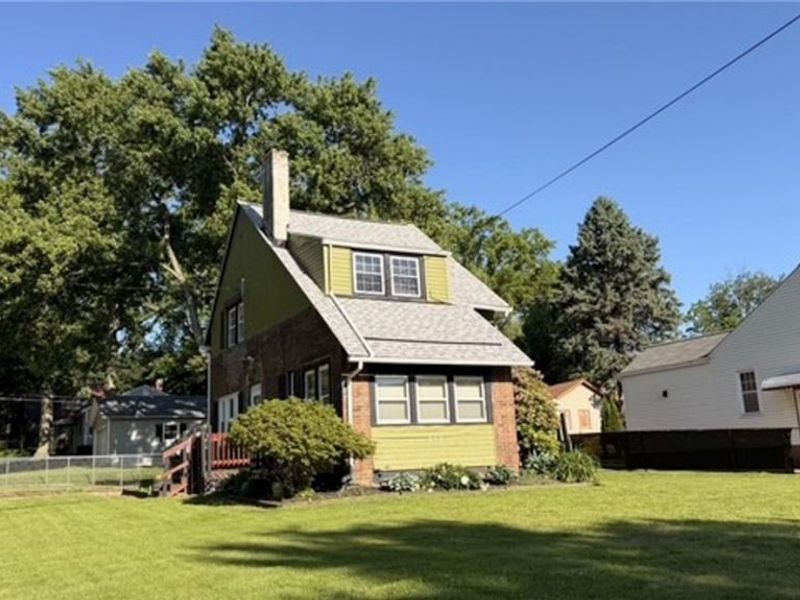 512 Morningview Avenue , Akron, OH 44305 Photo 3