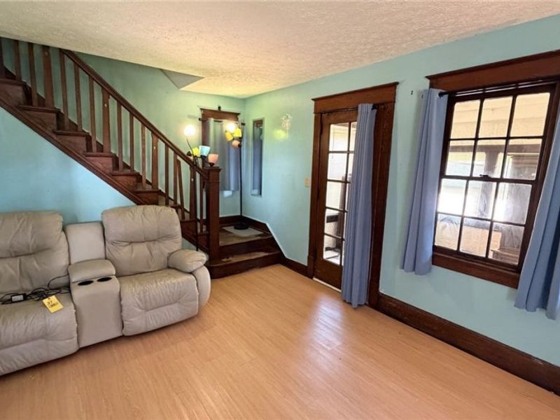 512 Morningview Avenue , Akron, OH 44305 Photo 6