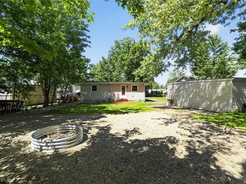 1239 E 332nd Street , Eastlake, OH 44095 Photo 27