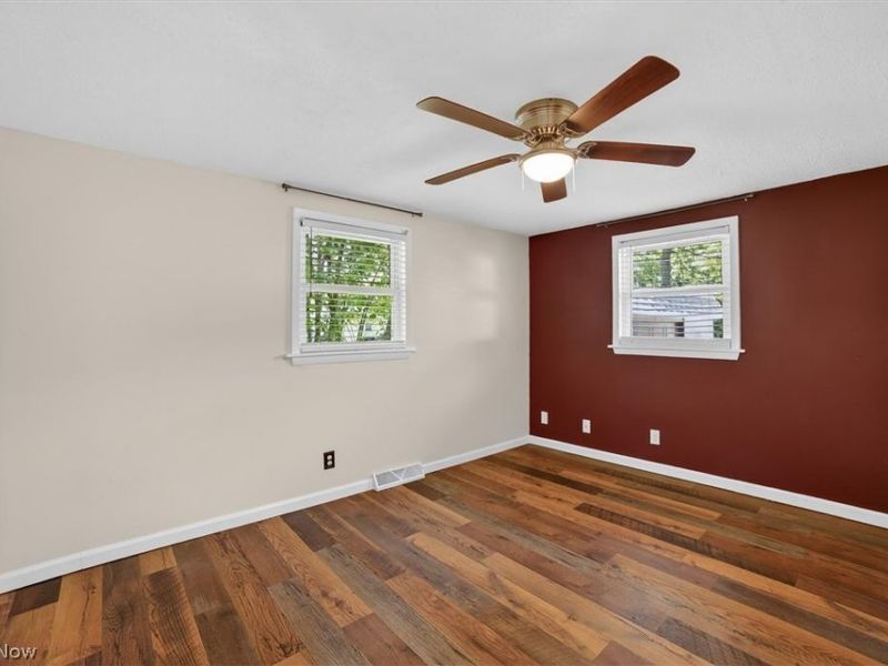1239 E 332nd Street , Eastlake, OH 44095 Photo 8