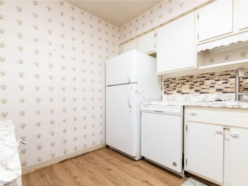 2112 Acacia Park Drive , Unit 209, Lyndhurst, OH 44124 Photo 11