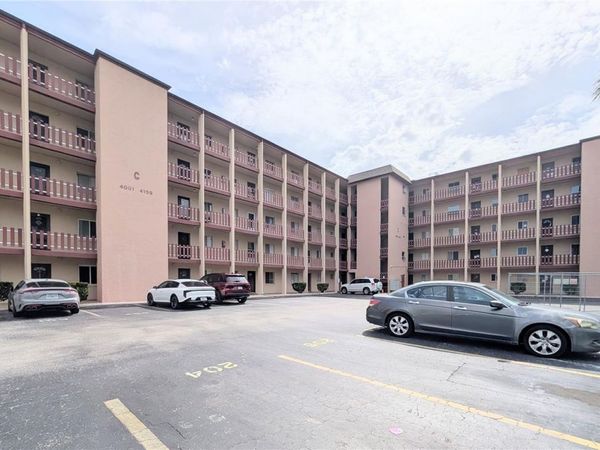 4129 LAKE BAYSHORE DRIVE , Unit C-501, BRADENTON, FL 34205