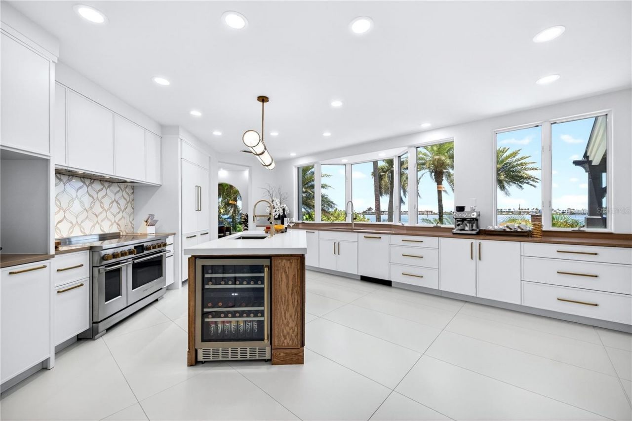 12925 42nd Terrace W, Cortez, FL 34215 Photo