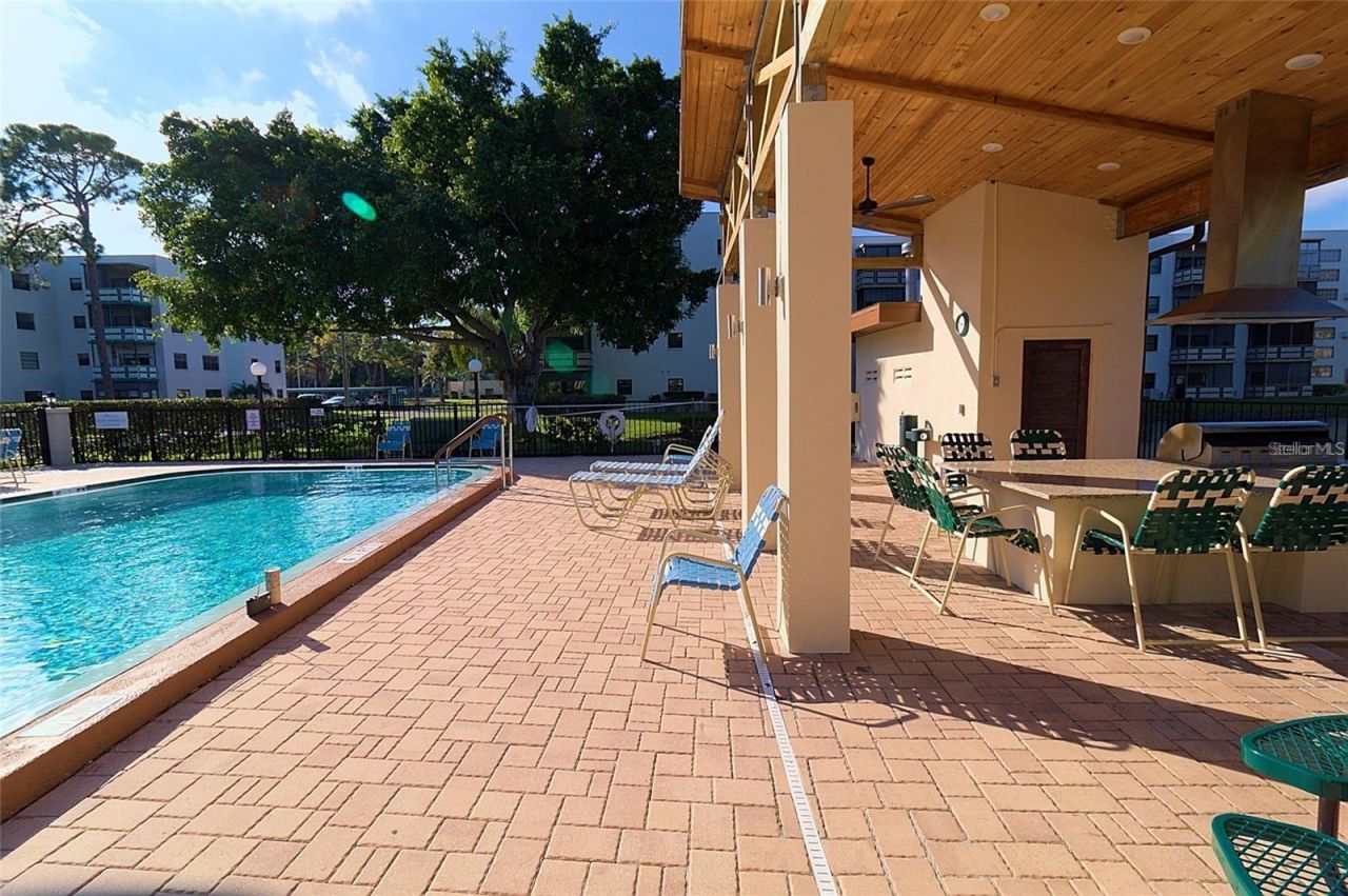 5967 Terrace Park Drive N, Unit 103, Saint Petersburg, FL 33709 Photo