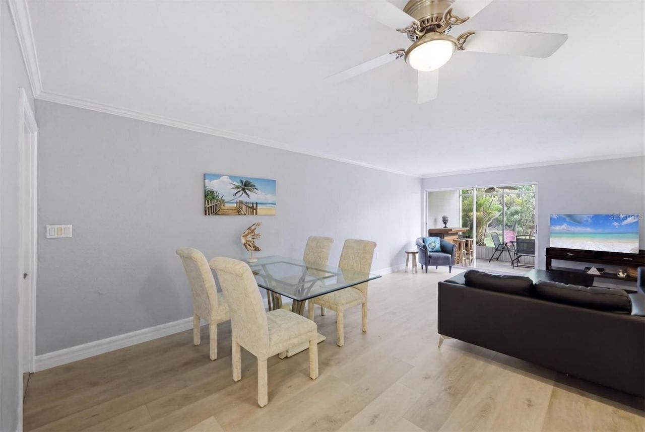 2223 Beneva Terrace , Unit 2222, Sarasota, FL 34232 Photo