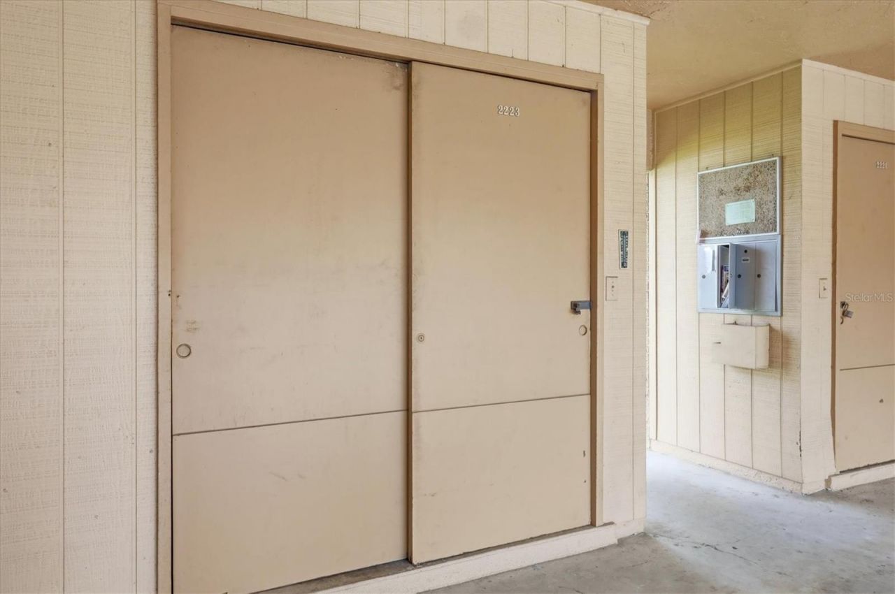 2223 Beneva Terrace , Unit 2222, Sarasota, FL 34232 Photo