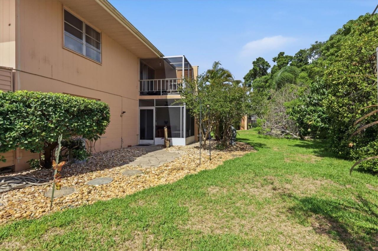 2223 Beneva Terrace , Unit 2222, Sarasota, FL 34232 Photo
