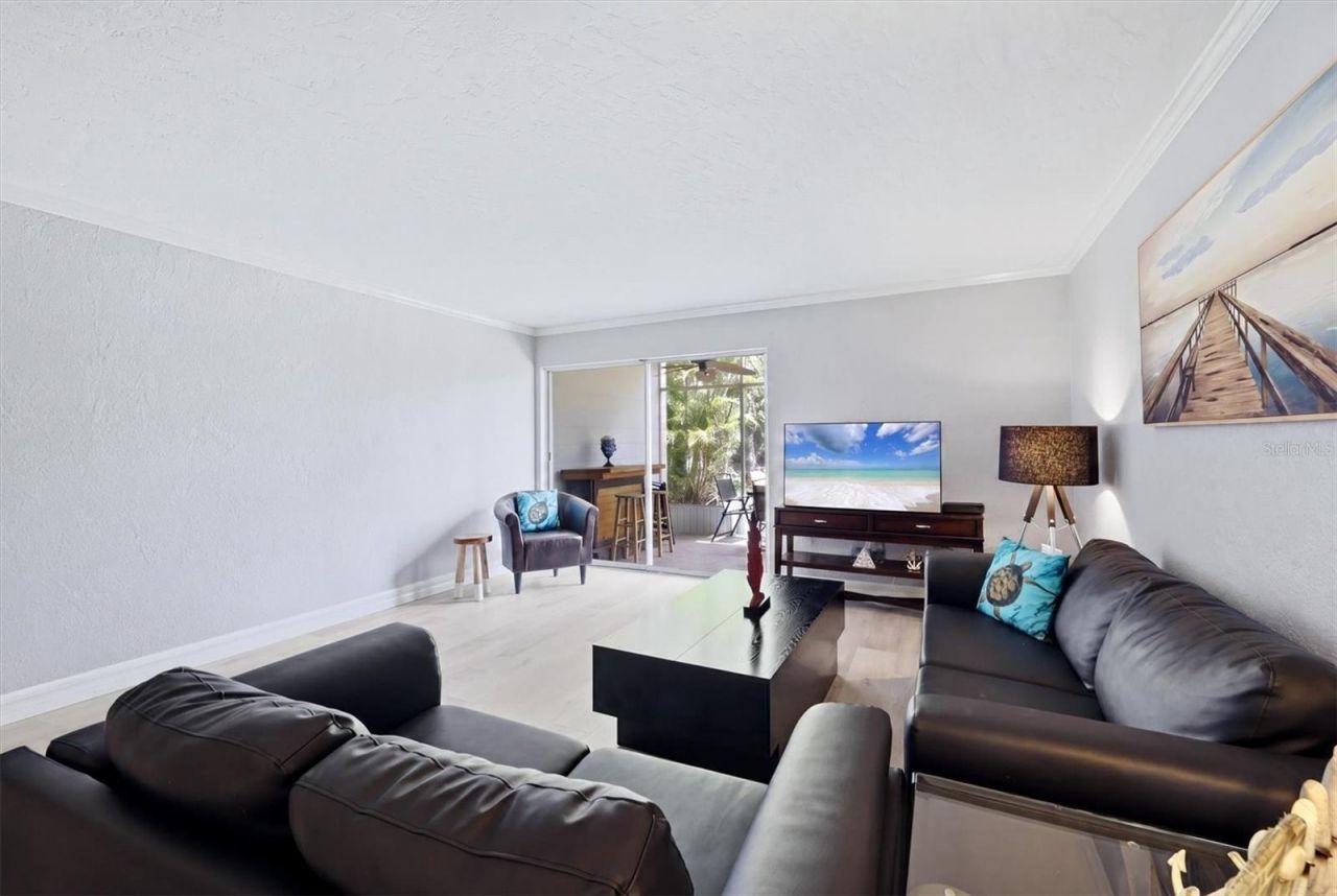 2223 Beneva Terrace , Unit 2222, Sarasota, FL 34232 Photo