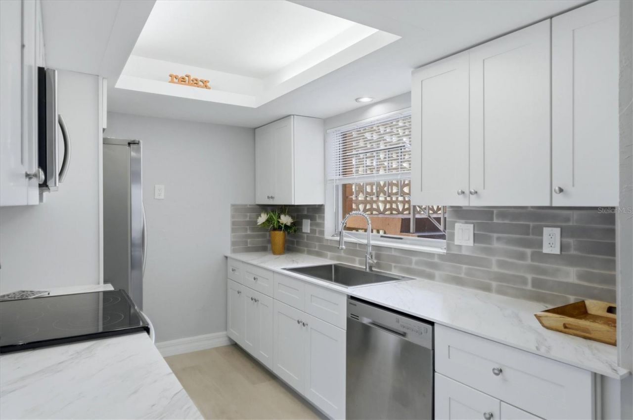 2223 Beneva Terrace , Unit 2222, Sarasota, FL 34232 Photo