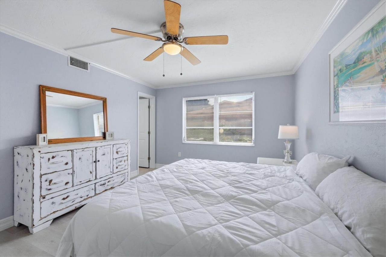 2223 Beneva Terrace , Unit 2222, Sarasota, FL 34232 Photo