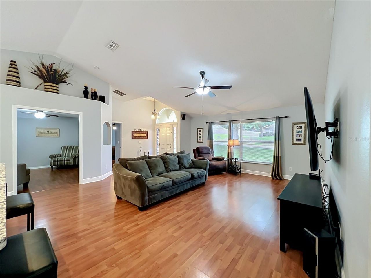 1123 Lakeview Oaks Drive , Minneola, FL 34715 Photo