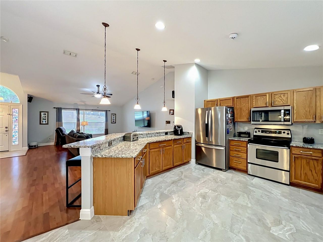 1123 Lakeview Oaks Drive , Minneola, FL 34715 Photo